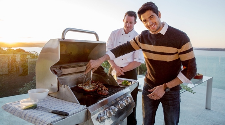 Sidharth Malhotra loves to binge on aloo tikki and gol guppas: The Foodie interview