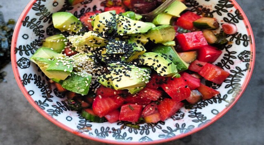 vegan poke bowl - tracy benjamin