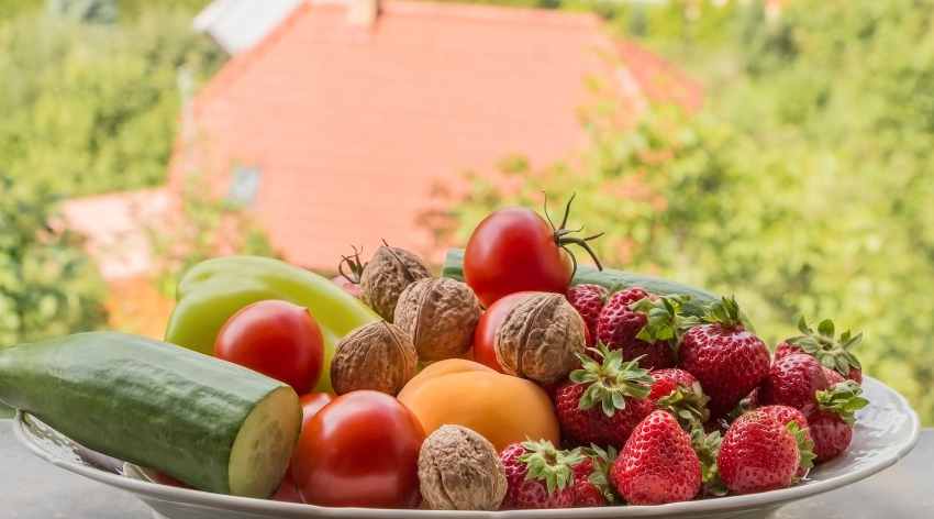 Summer bowl of fruits and vegetable