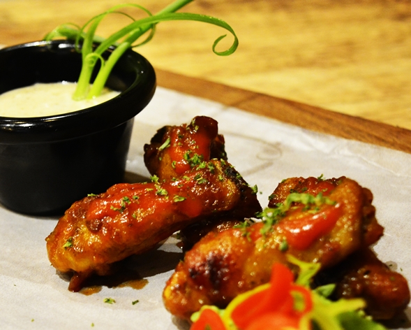 Smoke on Water - Sriracha Chicken Wings