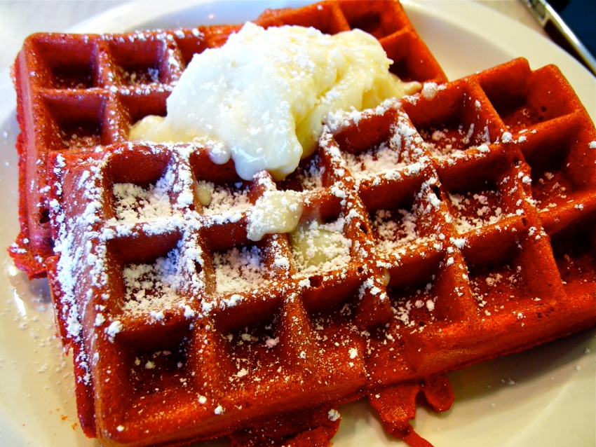 red velvet waffles - Yidian Cheow