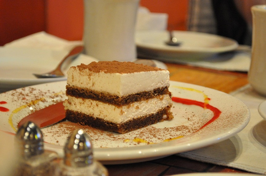 tiramisu by Florence Luong