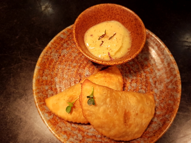 Singaporean Curry Puffs