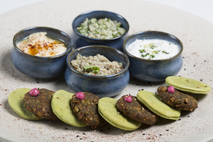 The sharing lebanese mezze platter (3)