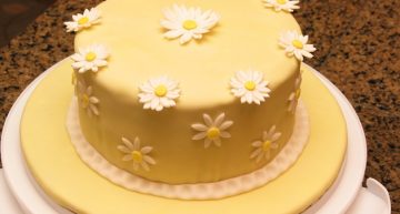 Learn: Cake decoration in Delhi and Bangalore, plus eggless baking in Pune