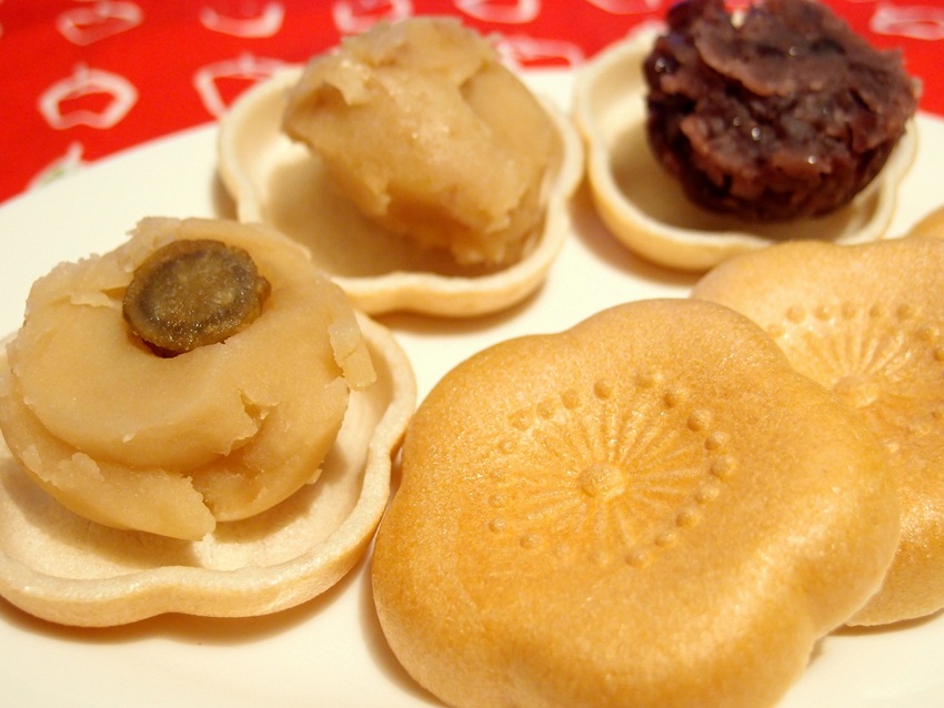 Japanese pastry - Monaka - by Chie Gondo - Flickr