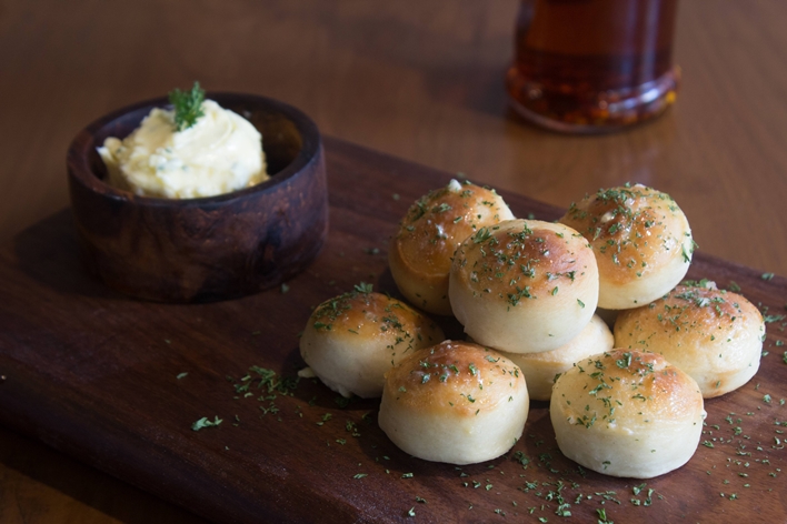 Appetizer_Dough Balls with Garlic Butter